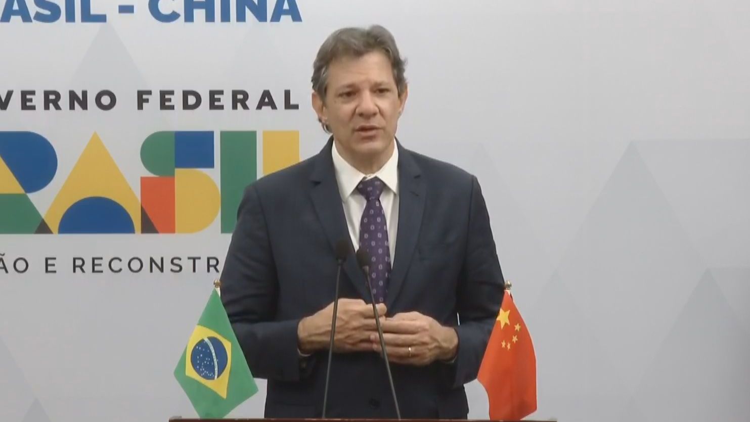 Governo quer “reindustrialização verde” e viagem à China inaugura esta agenda, diz Haddad